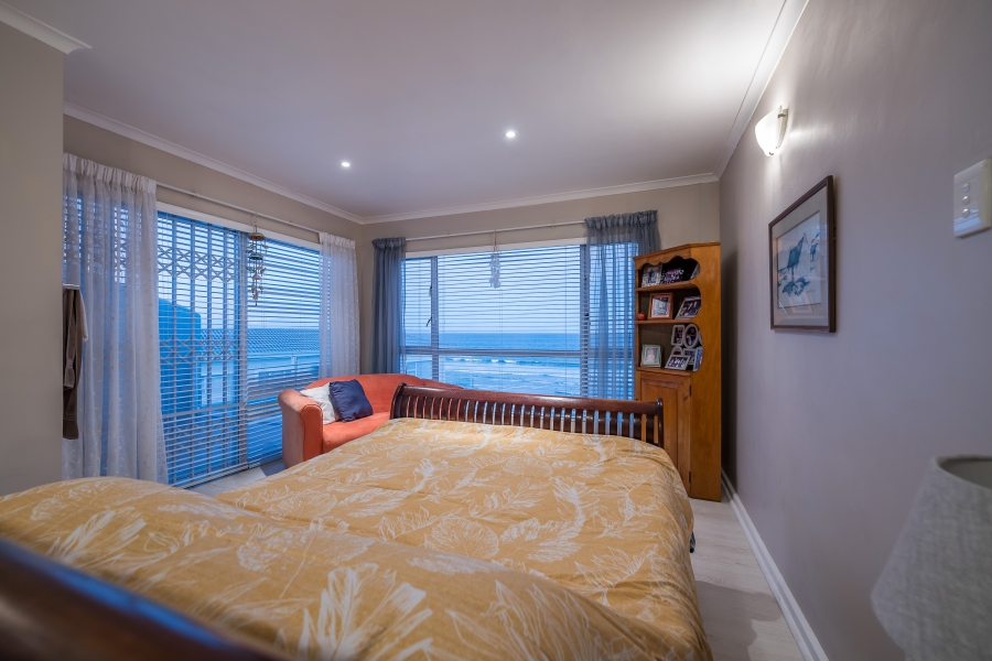 5 Bedroom Property for Sale in Bayview Western Cape